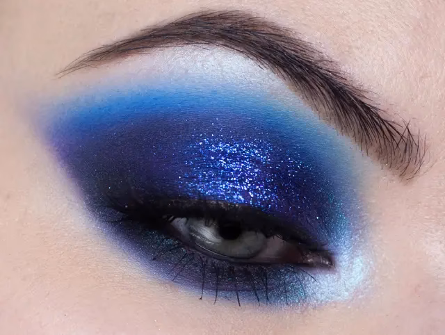 Na czym polega metoda air brush?