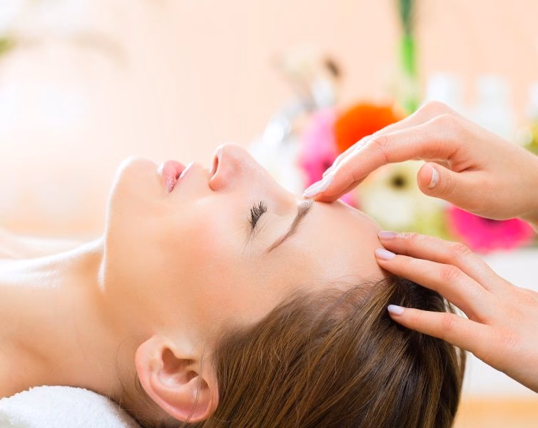 Jak długo utrzymuje się efekt nici kosmetycznych?