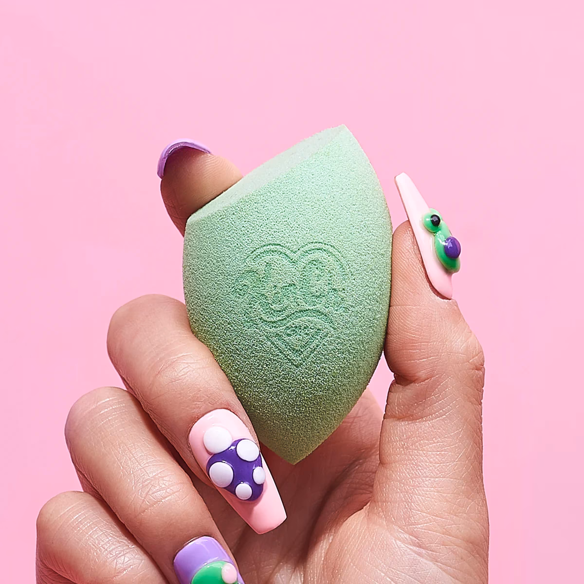 Co ile trzeba wymieniać w beauty blenderze?