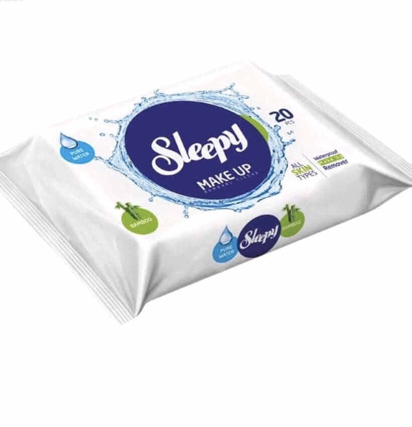 Czy warto usuwać makijaż chusteczkami?