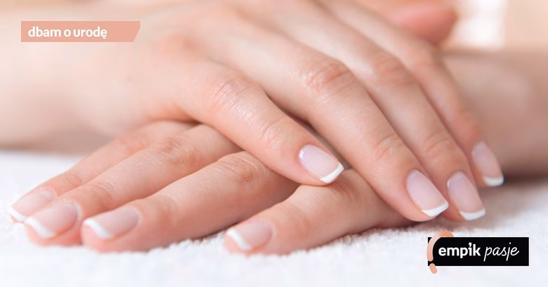 Czym można zrobić wzorki na paznokciach?