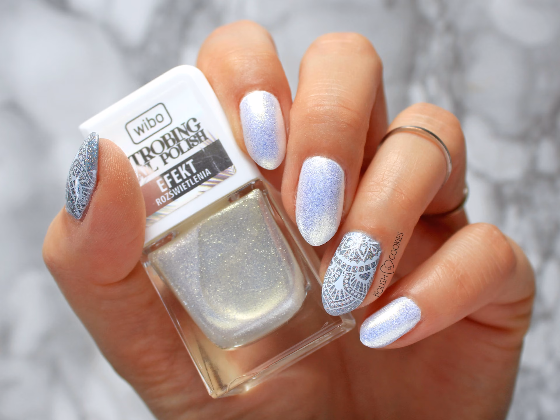 Jaki lakier nakłada się na żel?