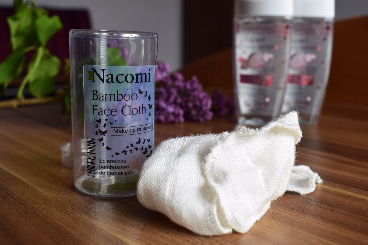 Jaki płyn do demakijażu przy sztucznych rzęsach?