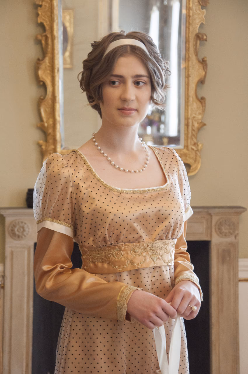 Od jak dawna istnieje Empire Beauty School?