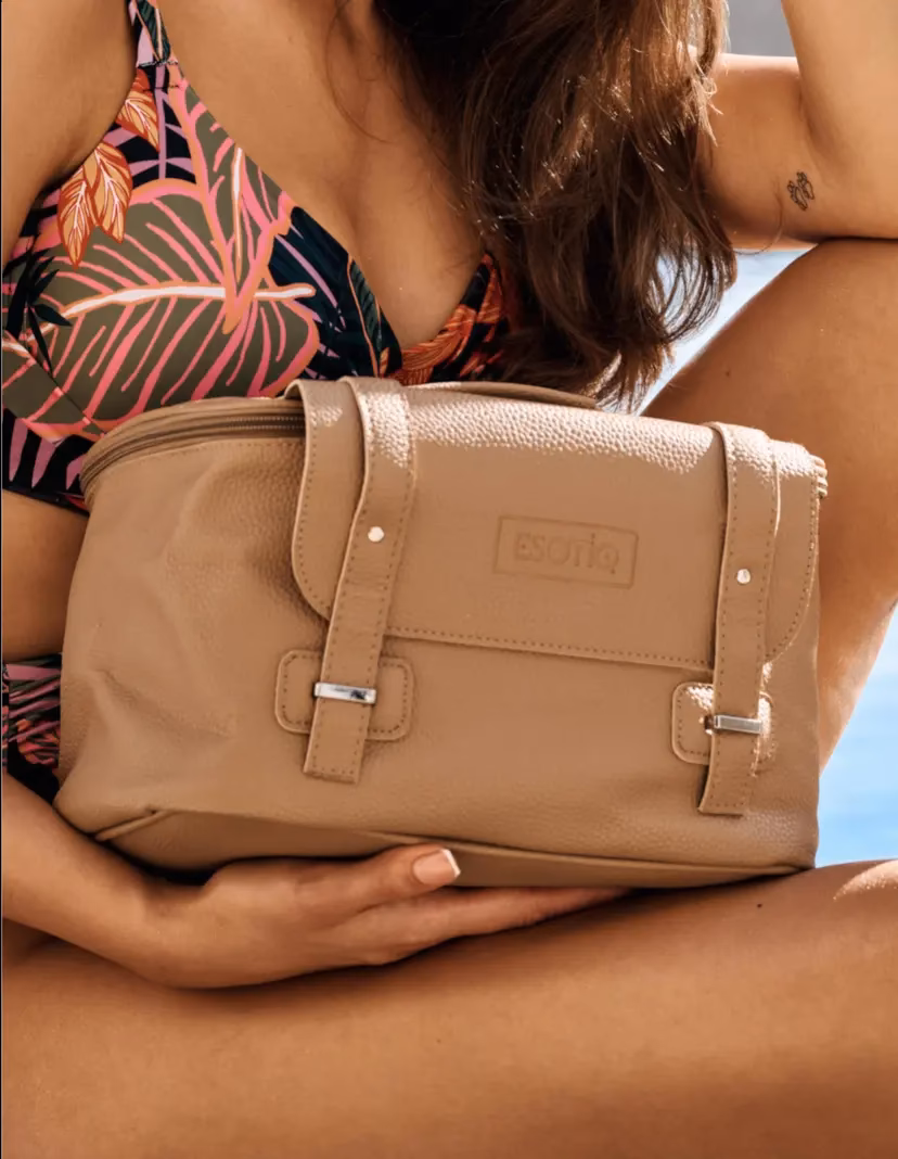 Co daje karta Esotiq?