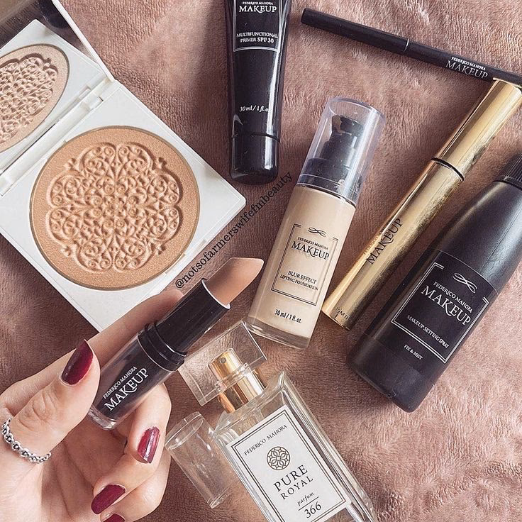 Czy Molly Mae jest właścicielką FM Cosmetics?