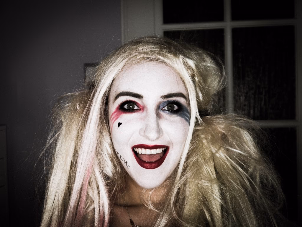 Co symbolizuje Harley Quinn?