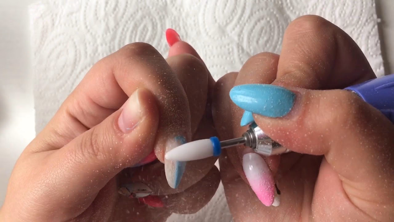 Czy usuwanie lakieru żelowego za pomocą frezarki do paznokci jest bezpieczne?