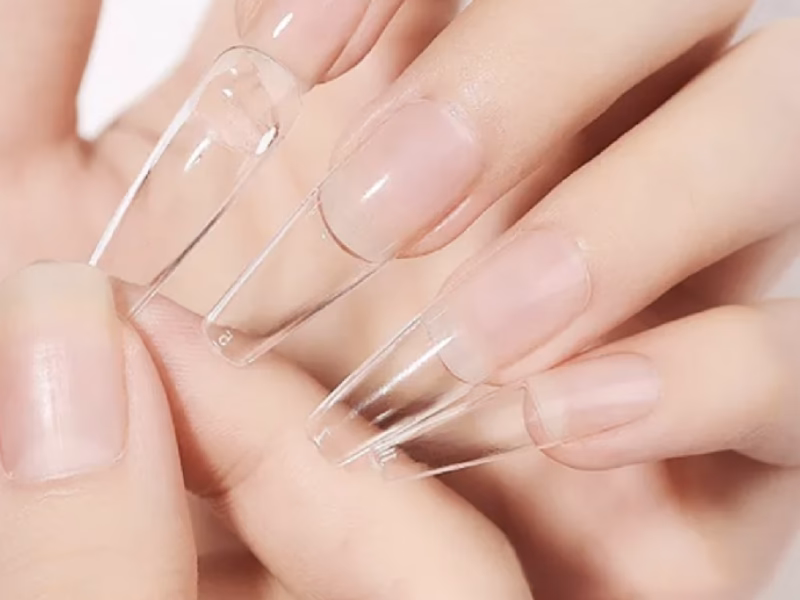 Dlaczego paznokcie żelowe tracą połysk?
