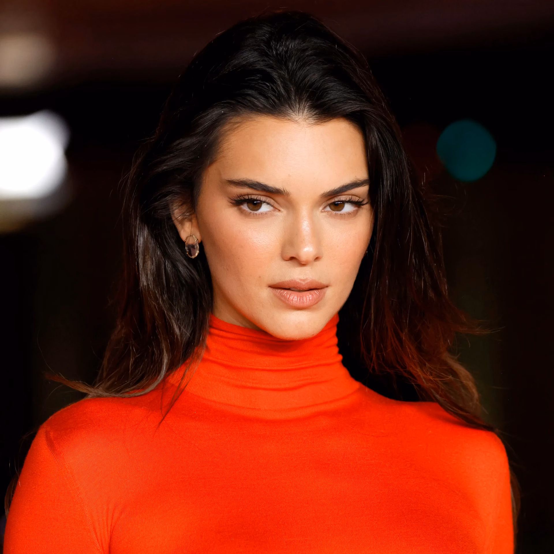 Czy Kendall Jenner ma zrobione usta?