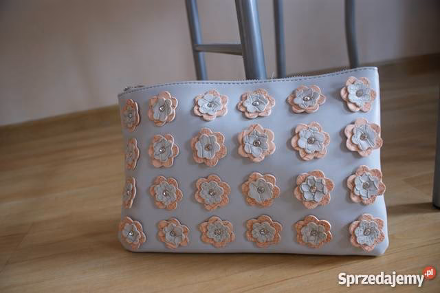 Czy Atmosphere to Primark?