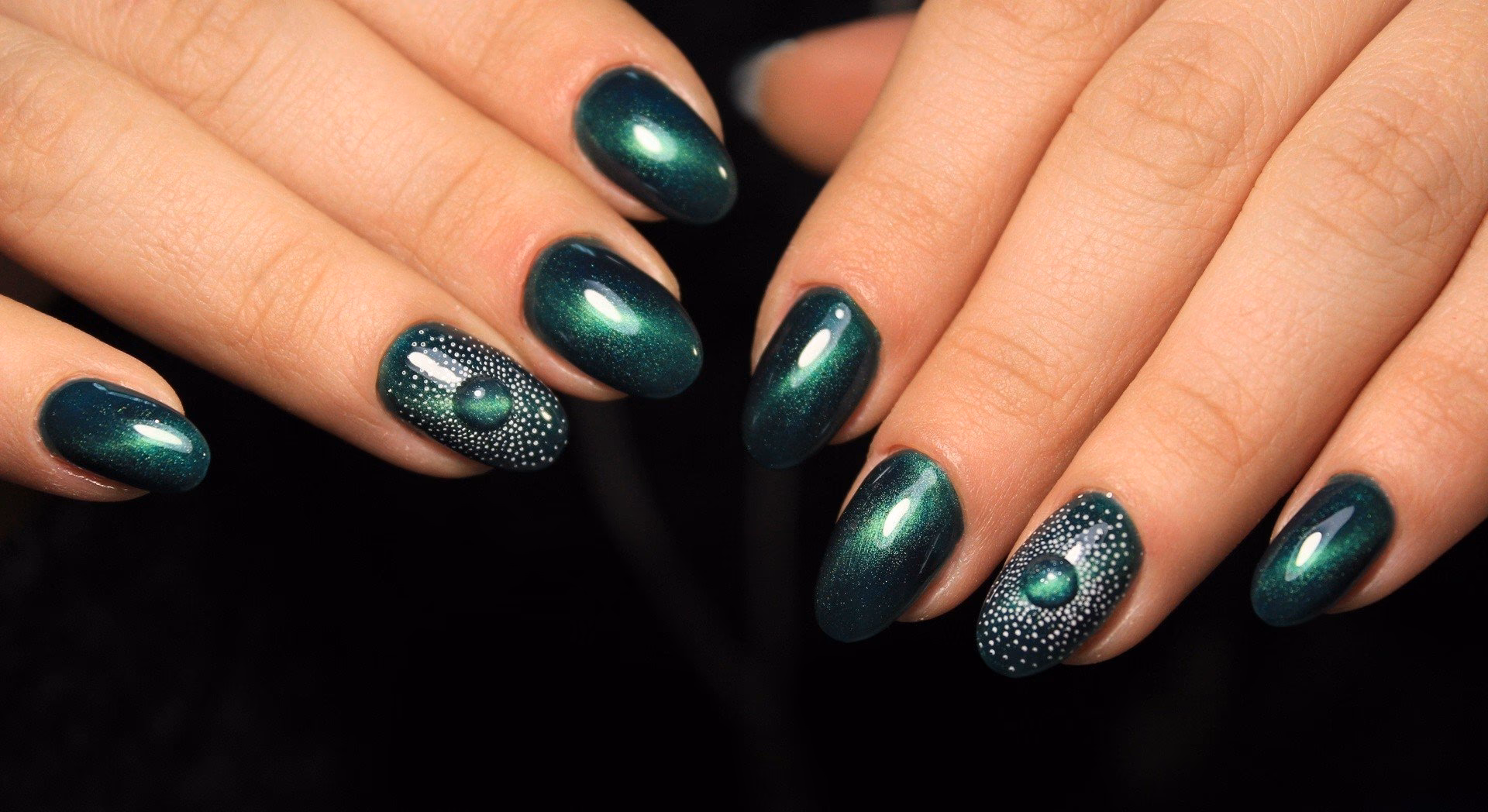 Czy regenerum lakier do paznokci zawiera formaldehyd?