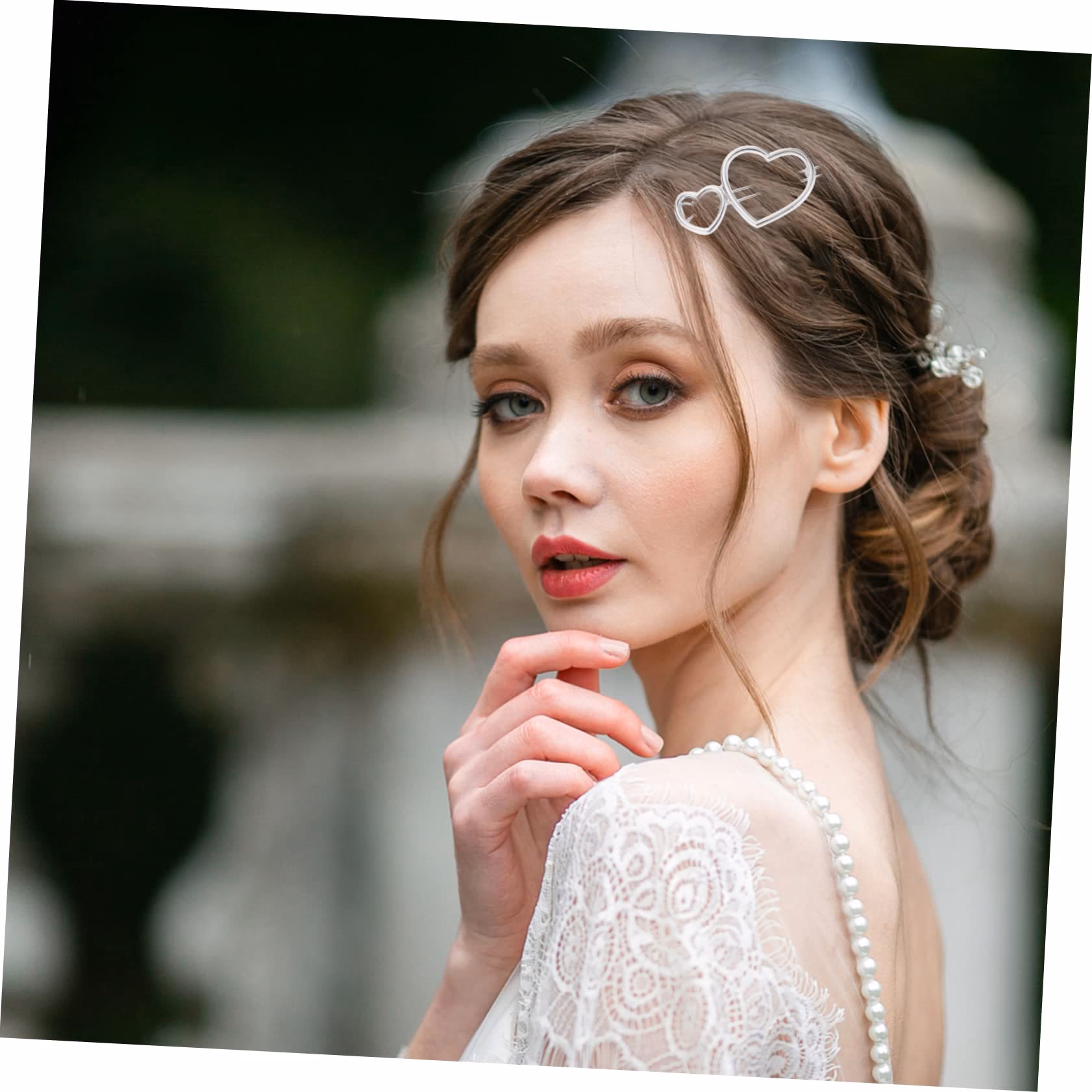 Jak używać spinek do włosów?