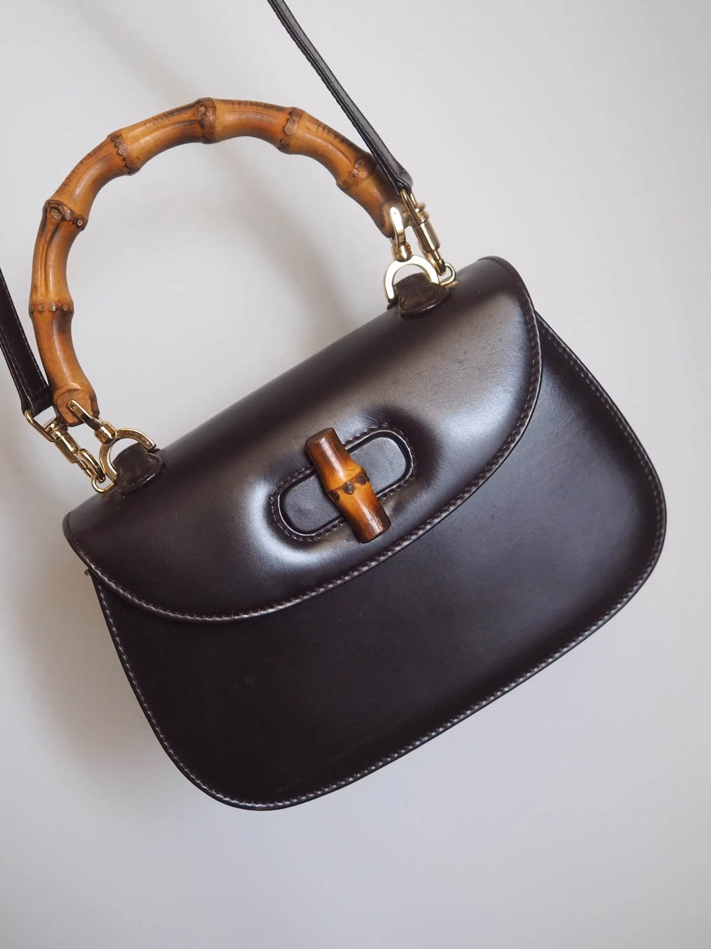 Kto nosi bambusowe ubrania Gucci?