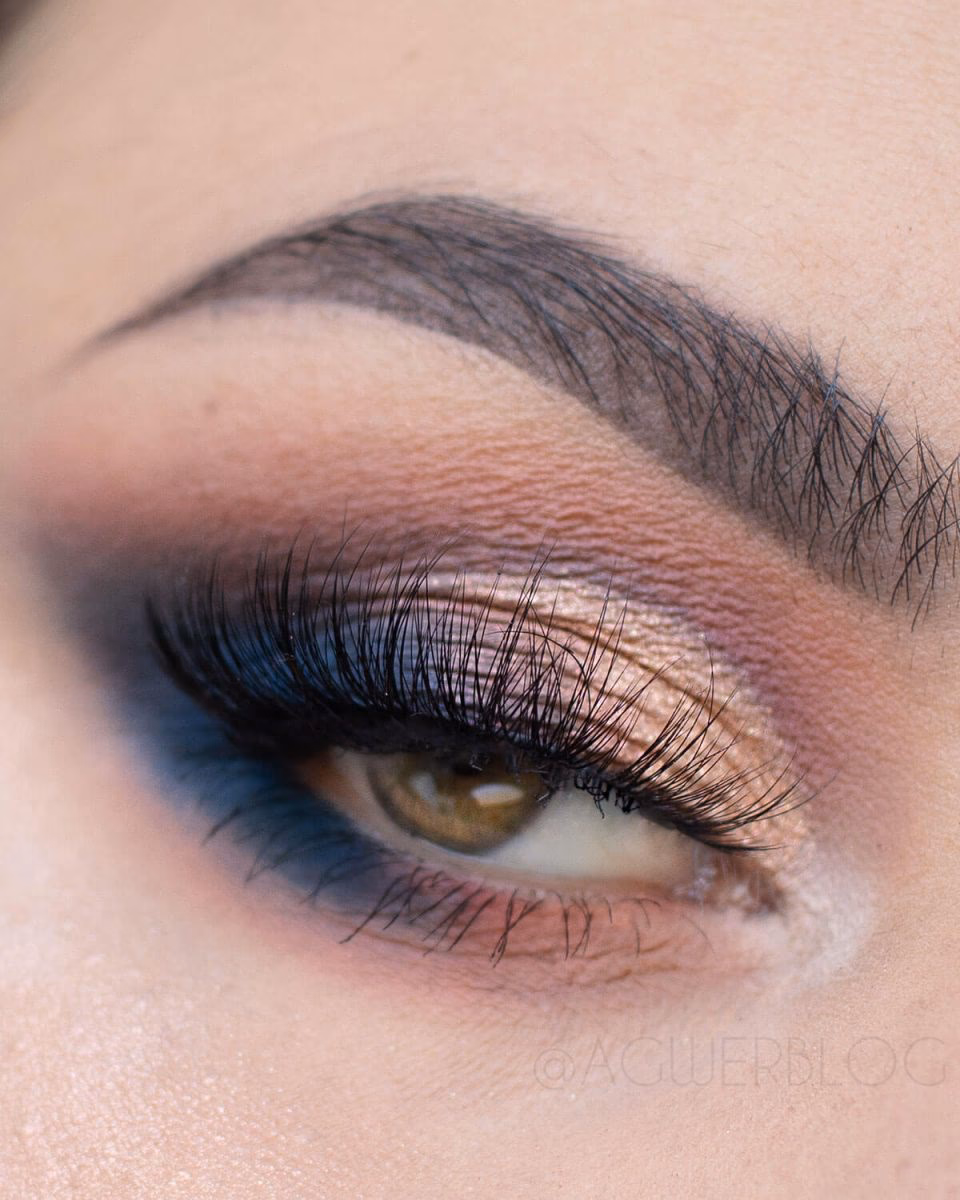 Czy powinnam wyrzucić paletkę cieni do powiek?