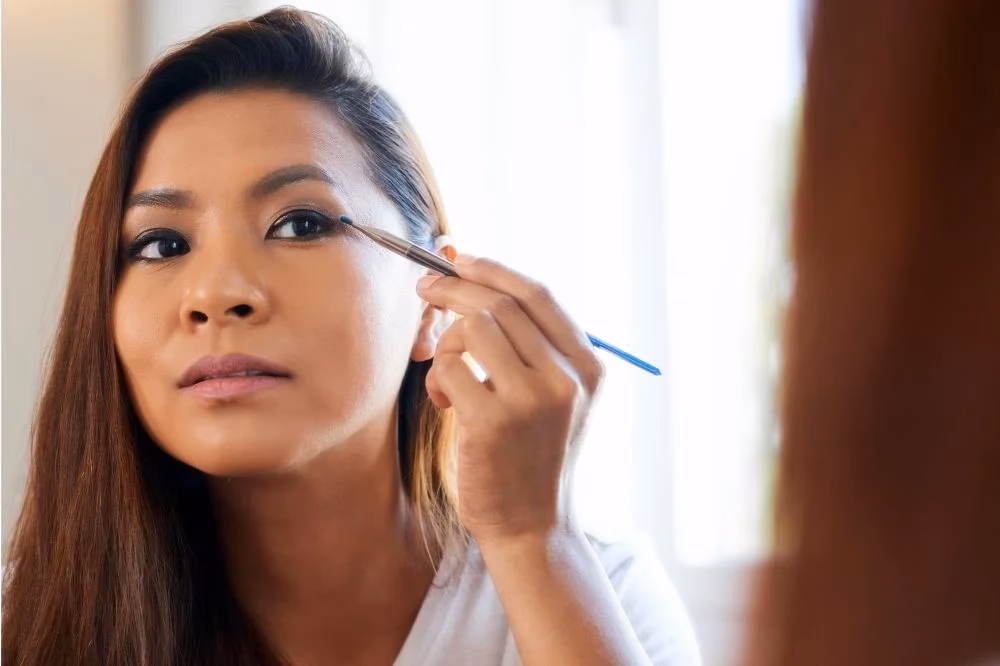 Czym zblendować makijaż?