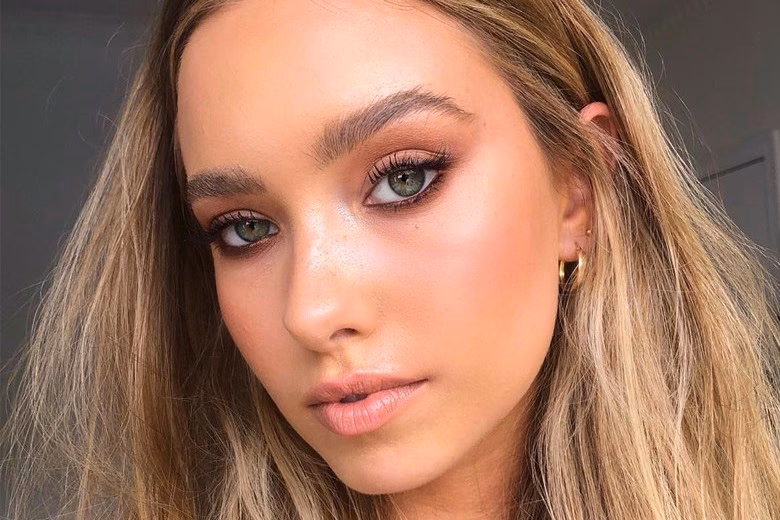 Na czym polega makijaż dzienny?