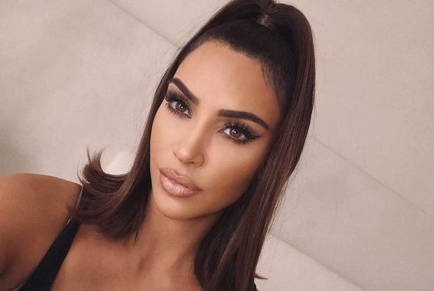 Czym jest makijaż gwiazd?