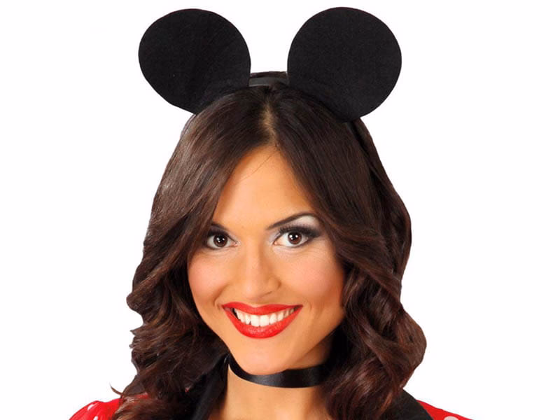 Jakie kolory symbolizują Myszkę Minnie?