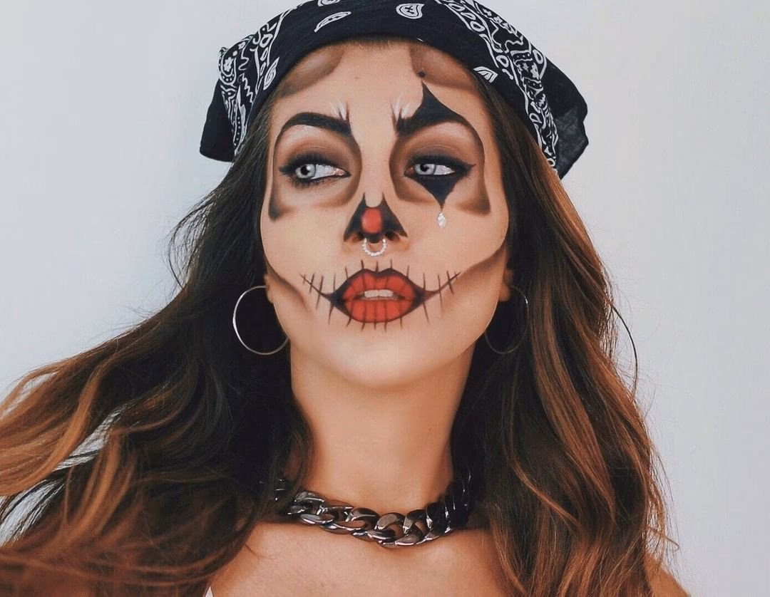 Jak pomalować twarz pirata?