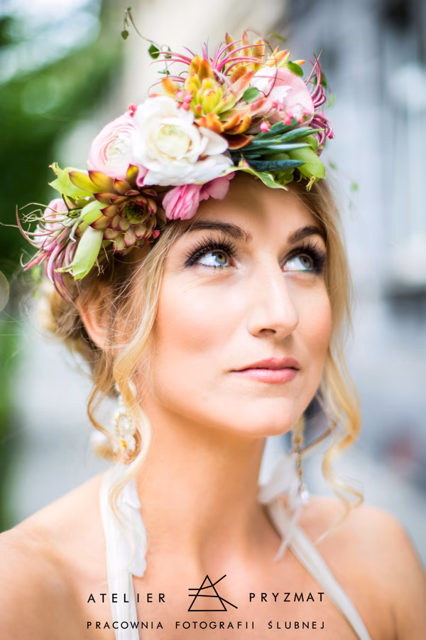 Jaki makijaż noszą hipisi?