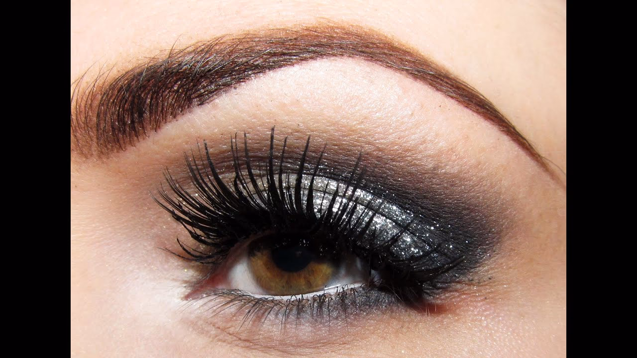 Jak nazywa się brokat w makijażu?