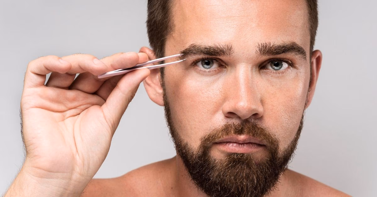 Czy mężczyzna robi brwi?