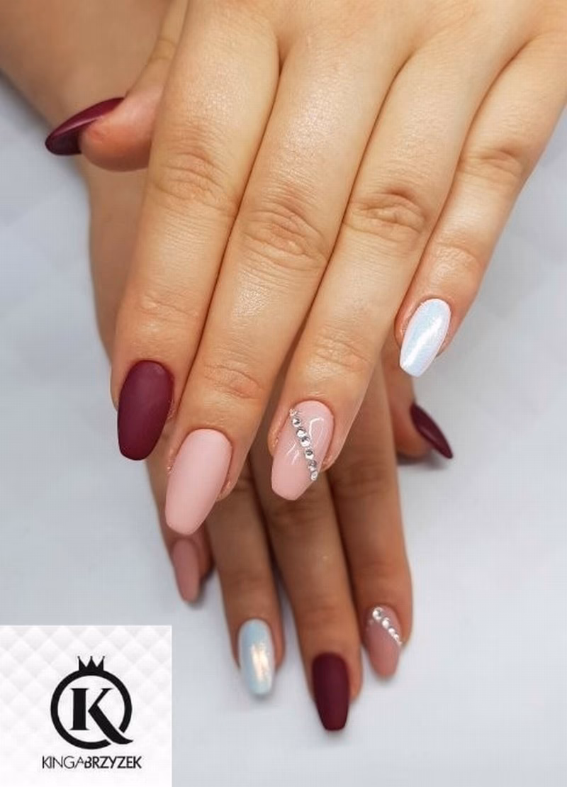 Jaka jest nowa wersja paznokci żelowych?