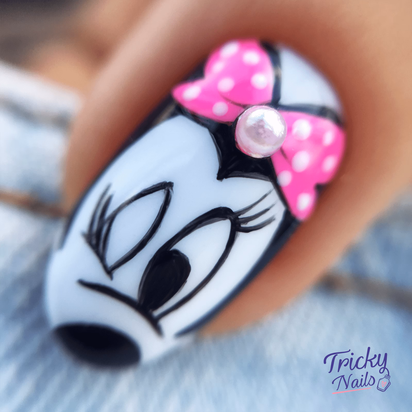 Czym są paznokcie z pyłem wróżkowym?