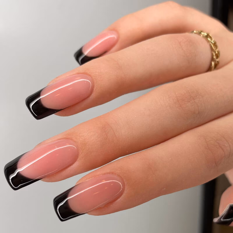 Czy chlor niszczy paznokcie żelowe?