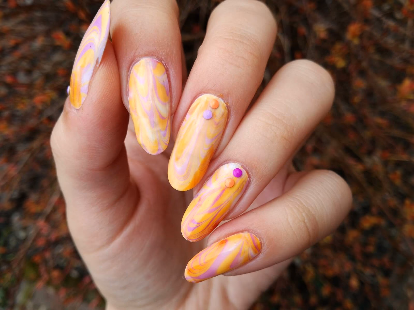 Czy można iść na basen po zrobieniu paznokci?