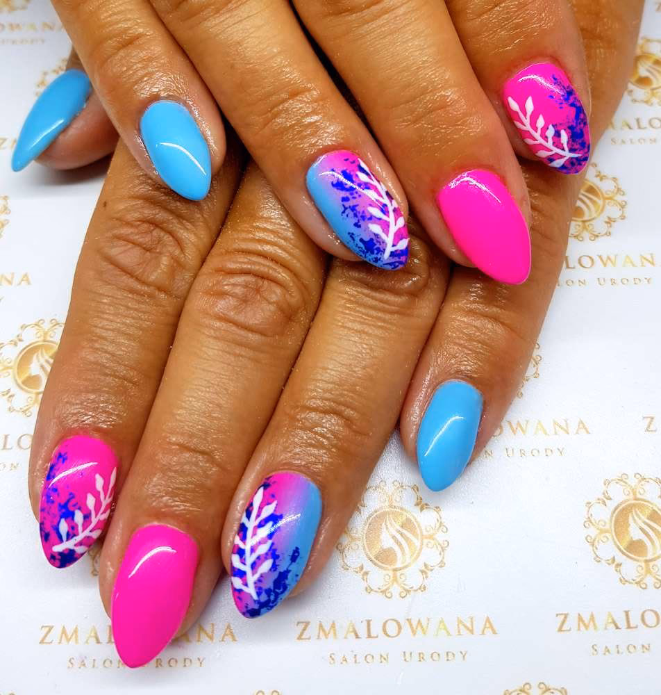 Jak długo utrzymuje się kolorowy manicure żelowy?