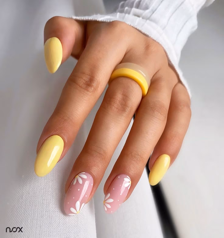 Czy żółte paznokcie są ładne?