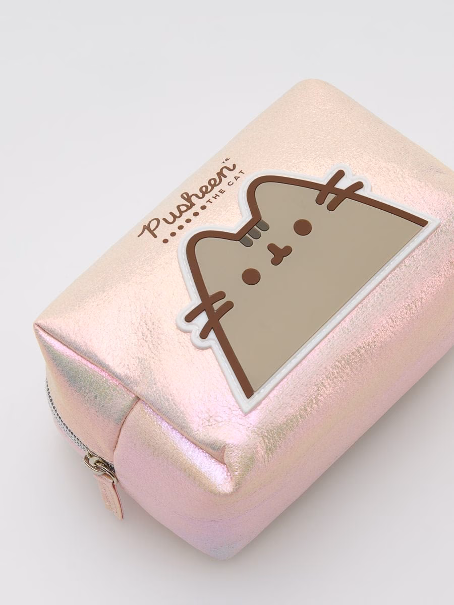 W jakim sklepie są rzeczy z Pusheenem?