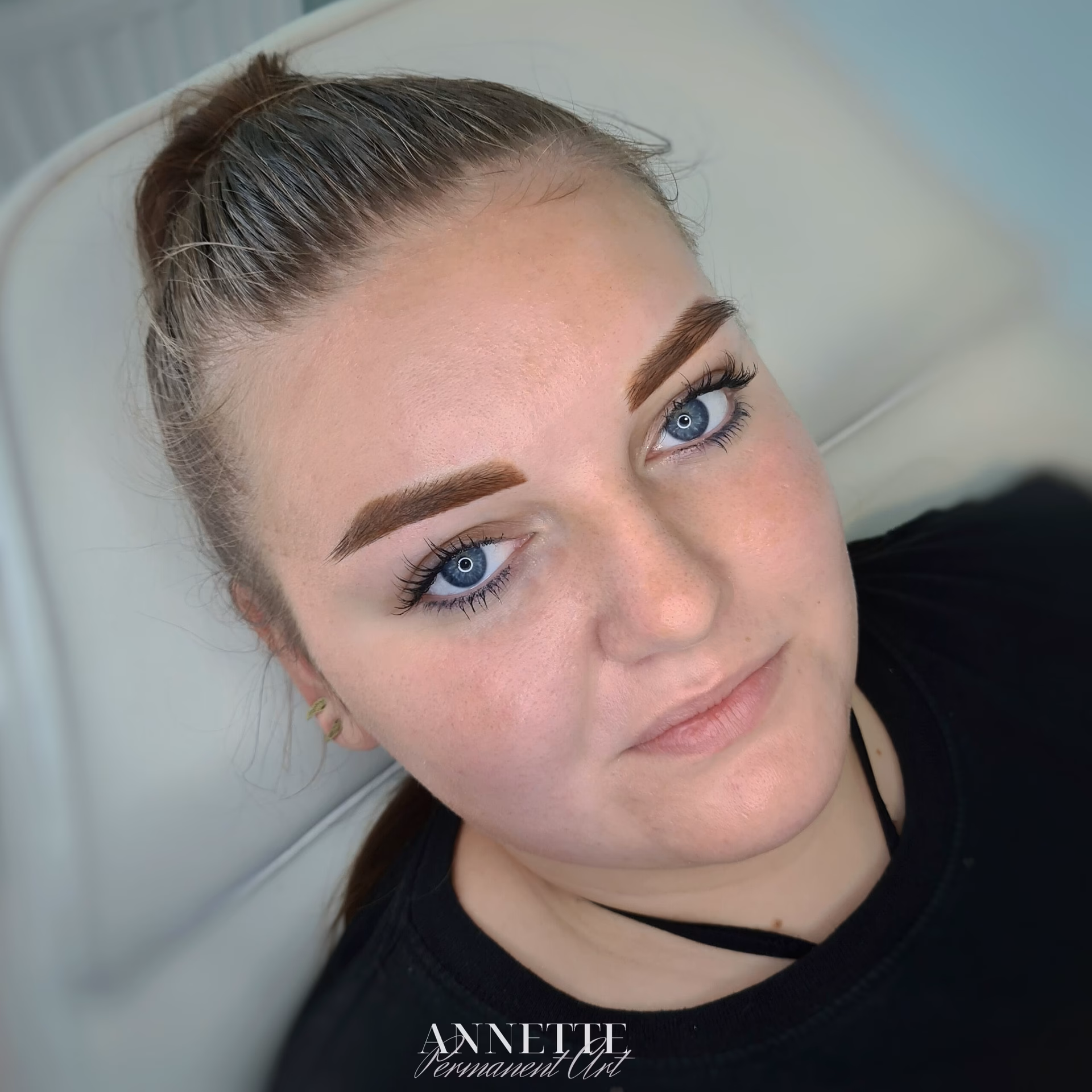 Po jakim czasie można myć brwi po makijażu permanentnym?