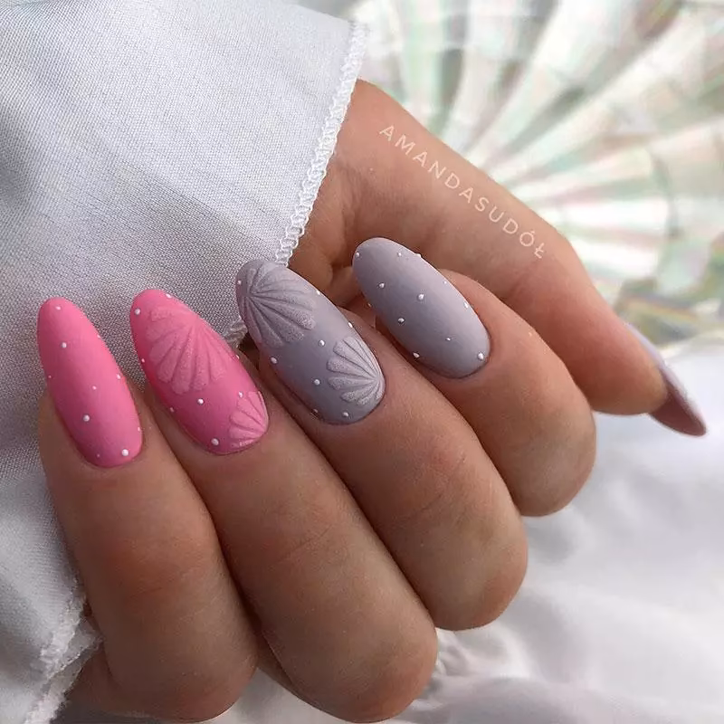 Czy zmywacz do paznokci rozpuści akryl?